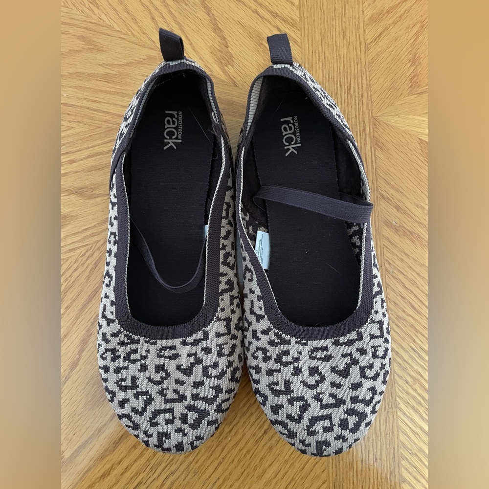 Girls Leopard Flats